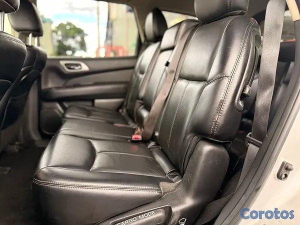 jeepetas y camionetas - Nissan Pathfinder SL 2018 7