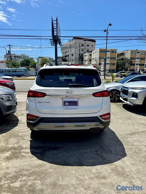 jeepetas y camionetas - Hyundai Santa Fe 2020 6