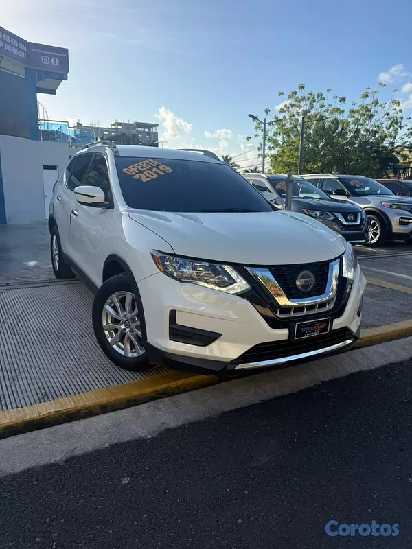 jeepetas y camionetas - Nissan Rogue SV 2019  2