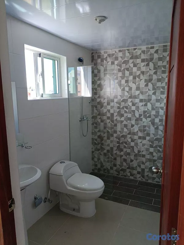 apartamentos - Apartamento en Venta de 3 Habitaciones en Santo Domingo Este  5