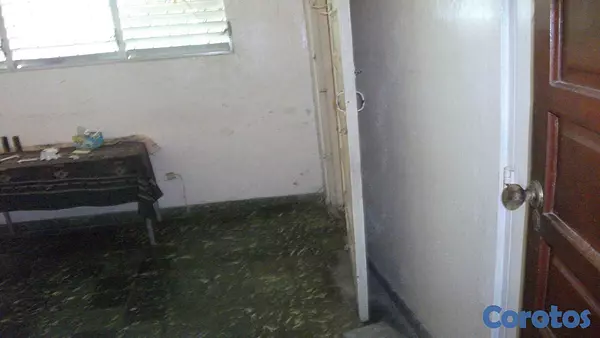 apartamentos - En Venta Edificio en la Duarte Zona Colonial para Reformar 10