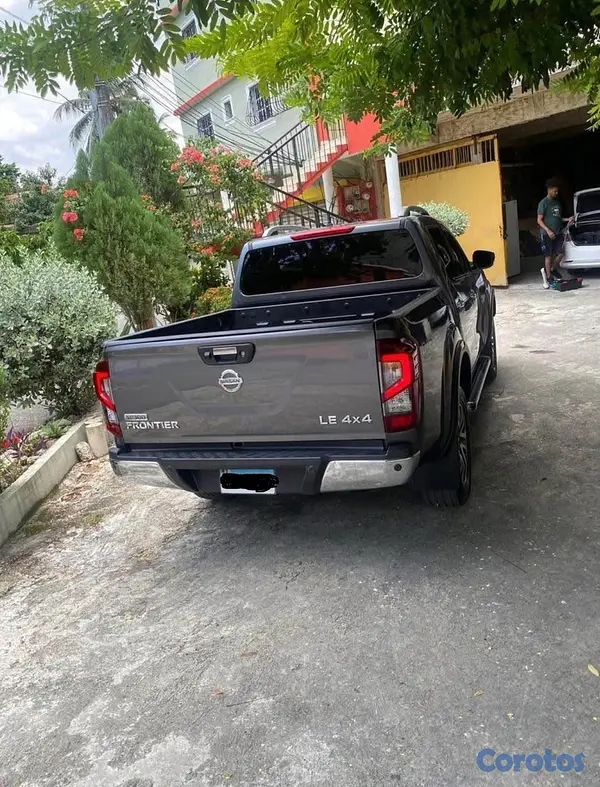 jeepetas y camionetas - Nissan Frontier 2018 4