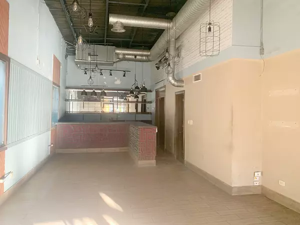 oficinas y locales comerciales - Local céntrico y comercial 2