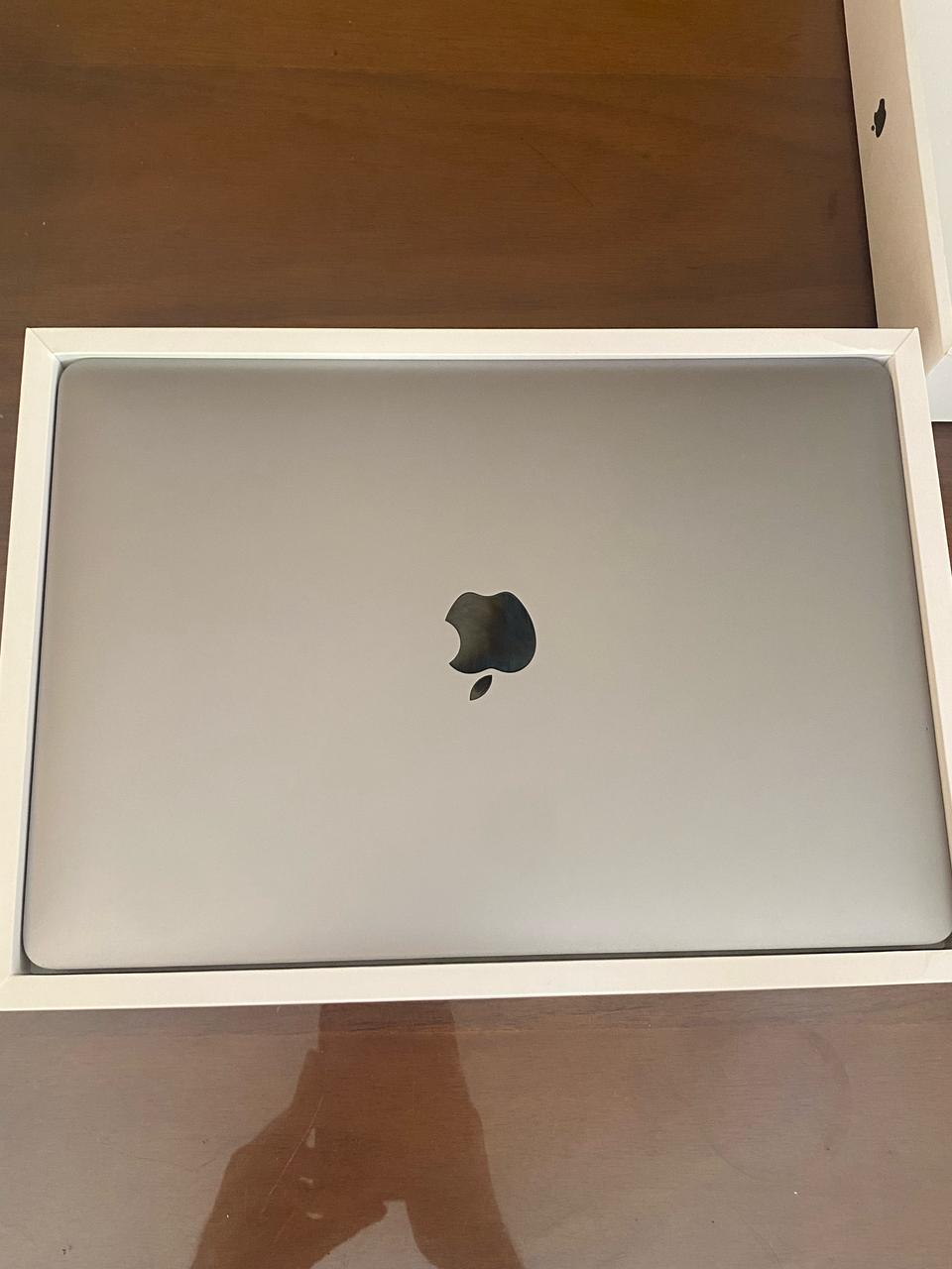 computadoras y laptops - MacBook Air 2020 16GB RAM 256GB 2