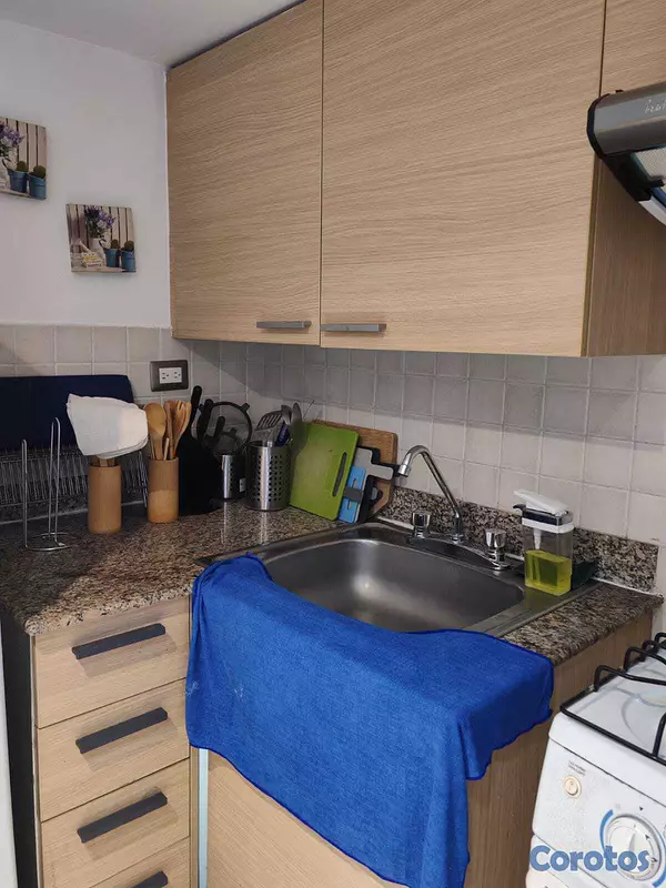 apartamentos - ALQUILO APTO ESTUDIO AMUEBLADO,  57 Mts.2, 6TO PIS 5