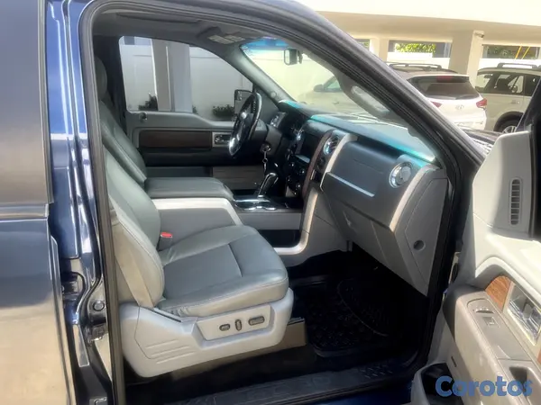 jeepetas y camionetas - Ford F150 Lariat 4WD 2014 3