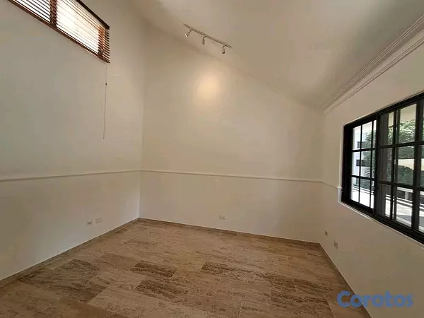 casas - Alquiler de Casa en Naco 8