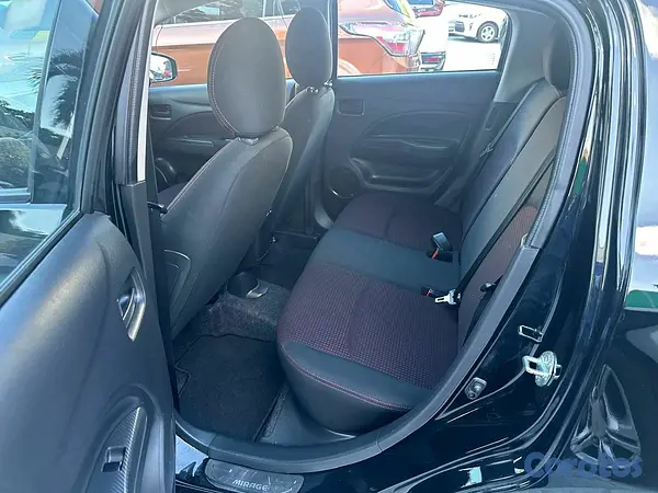 carros - Mitsubishi mirage black edition 2022 710,000 9