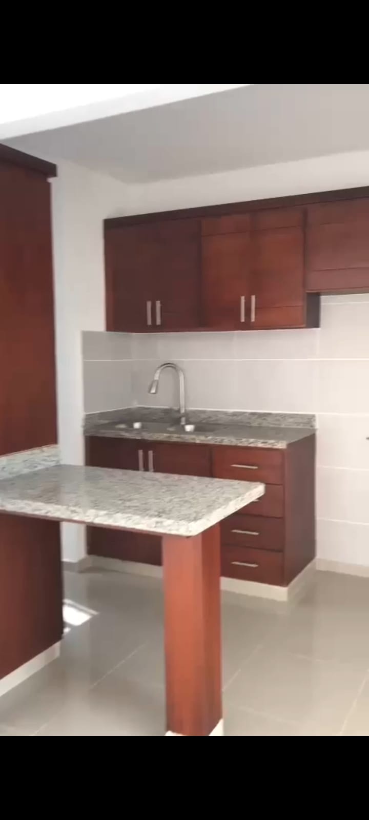 apartamentos - VENDO APARTAMENTO DE OPORTUNIDAD EN PANTOJA 1
