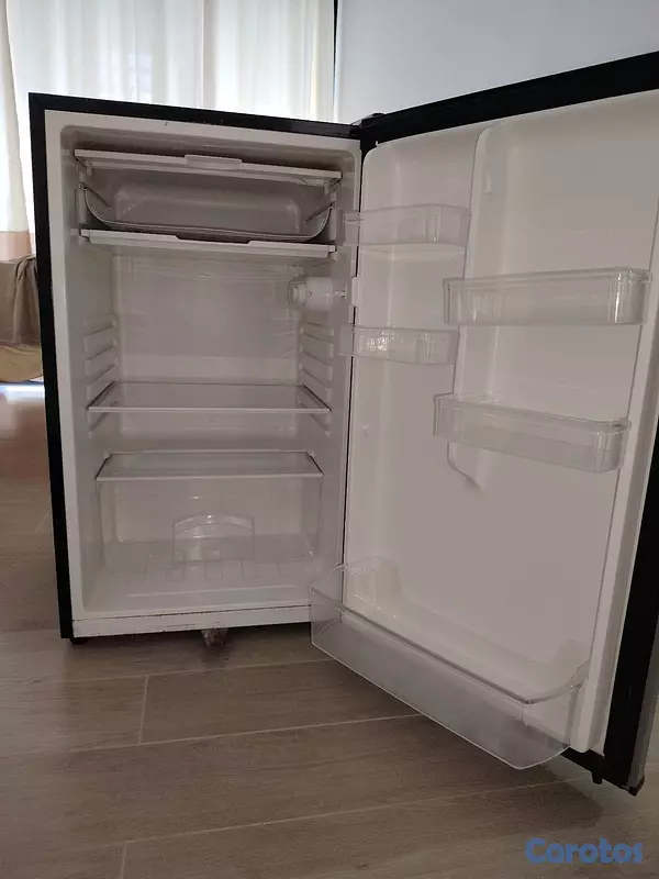 electrodomesticos - Nevera Ejecutiva Frigidaire, nuevecita, muy poco uso  6