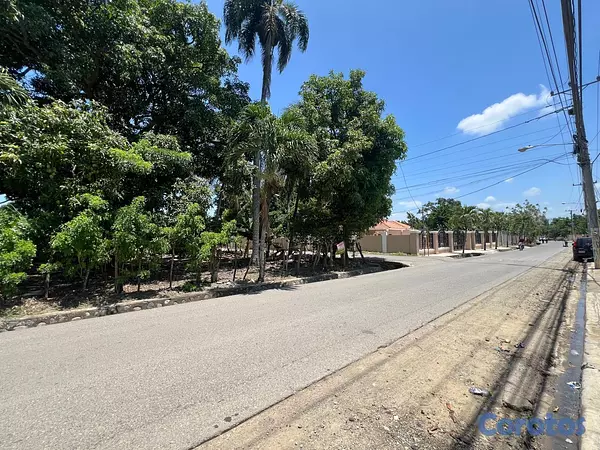 solares y terrenos - Vendo Solar 1,239 Mts.2en Guayabal, SANTIAGO, AV.  2