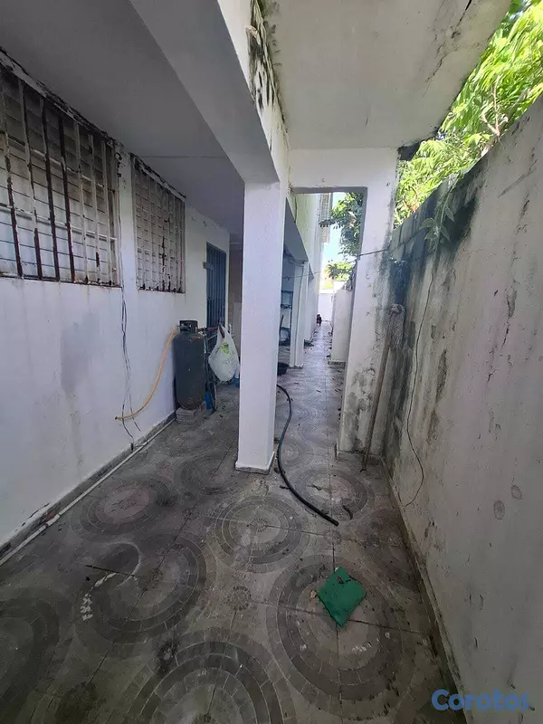 casas - Casa en Venta – Av. Independencia (El Pedregal) 14
