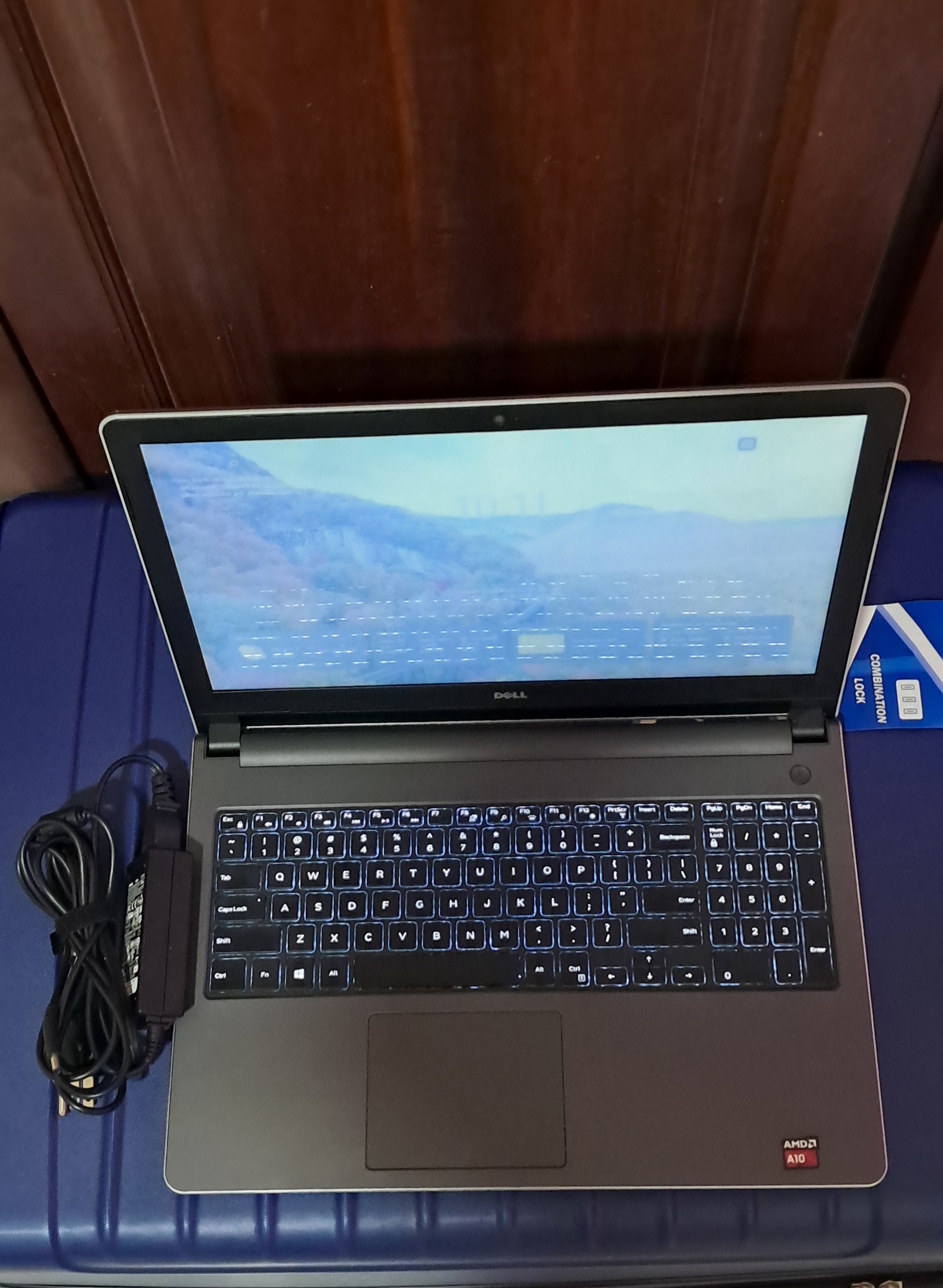 computadoras y laptops - Laptop Dell Inspiron TOUCH 512GB SSD 12GB Ram 3