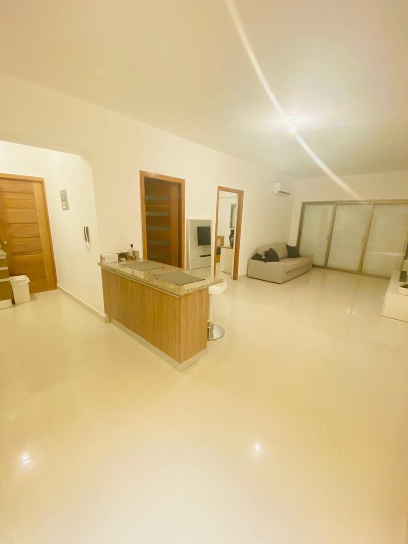 apartamentos - Vendo en el millón segunda con terraza una habitación 1.5 baños parqueo techado  8
