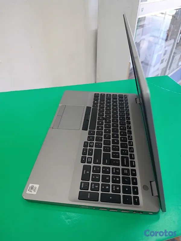 computadoras y laptops - Laptop DELL PRECISION3551 I7-10 GEN/4GB DE VIDEO/512SSD/ 32GB RAM/15.6Pulg 3