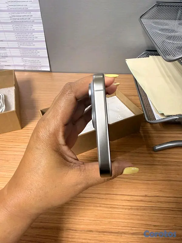 celulares y tabletas - iPhone 15 Pro max total mente factory  7