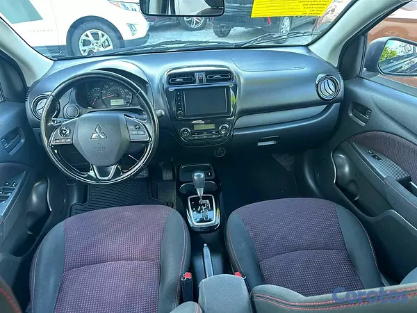 carros - Mitsubishi mirage black edition 2022 710,000 10
