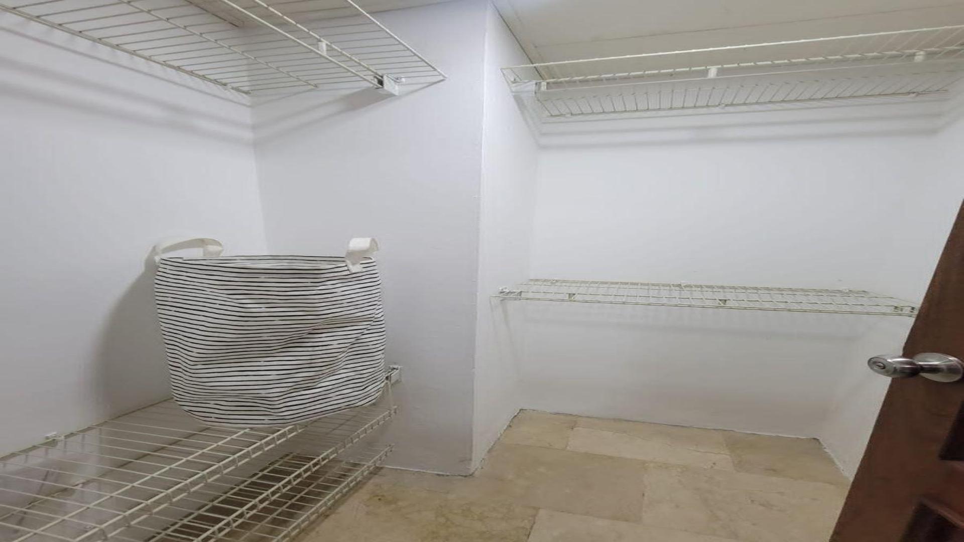 apartamentos - Alquilo apartamento amueblado con terraza privada - Urbanización Real 7