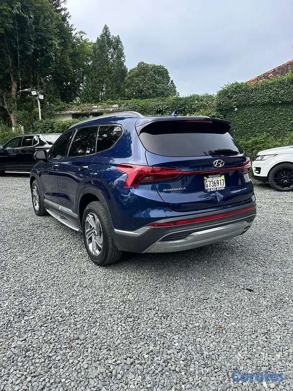 jeepetas y camionetas - Hyundai Santa Fe SEL 2021 (llave inteligente te) 9