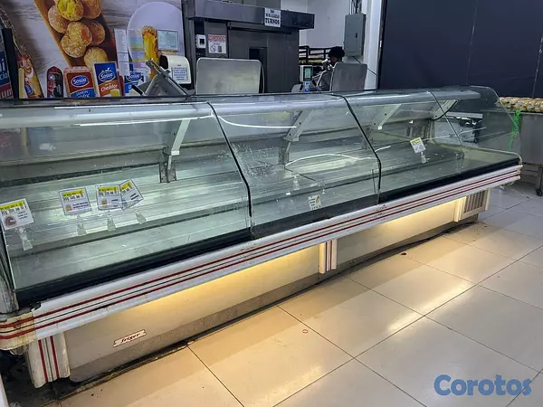 equipos profesionales - Vitrina de Embutidos horizontal para supermercado  1
