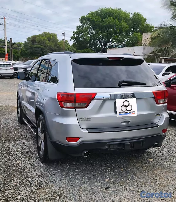jeepetas y camionetas - JEEP GRAND CHEROKEE 2014 4
