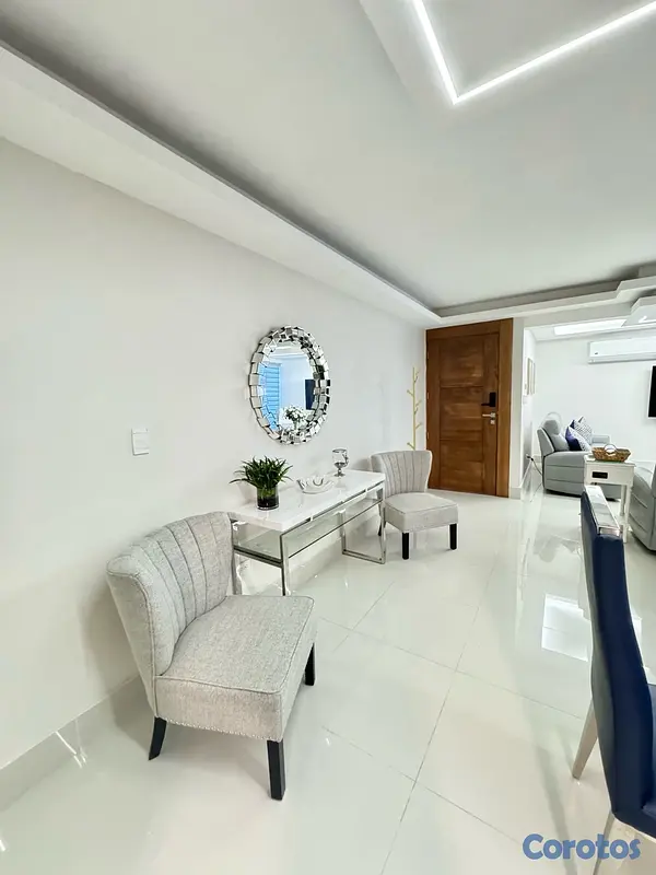 casas -  Apartamento Totalmente Amueblado en Venta , Residencial Torre Real VI  4