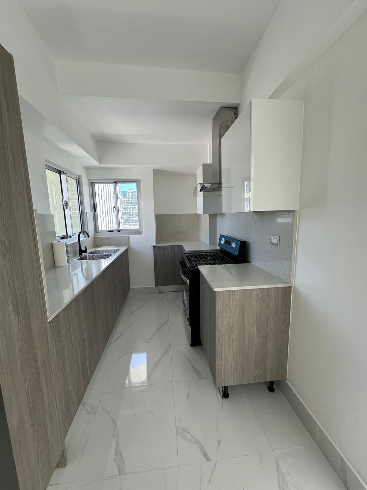 apartamentos - Alquila Apartamento con Linea Blanca, Nuevo! en el 4