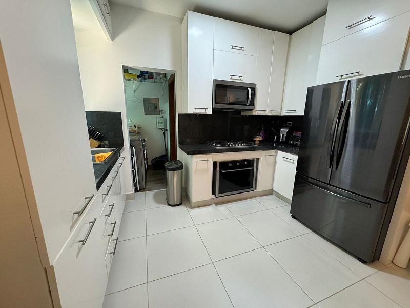 apartamentos - PRIMER PISO PROXIMO LEON JIMENES SANTIAGO 0