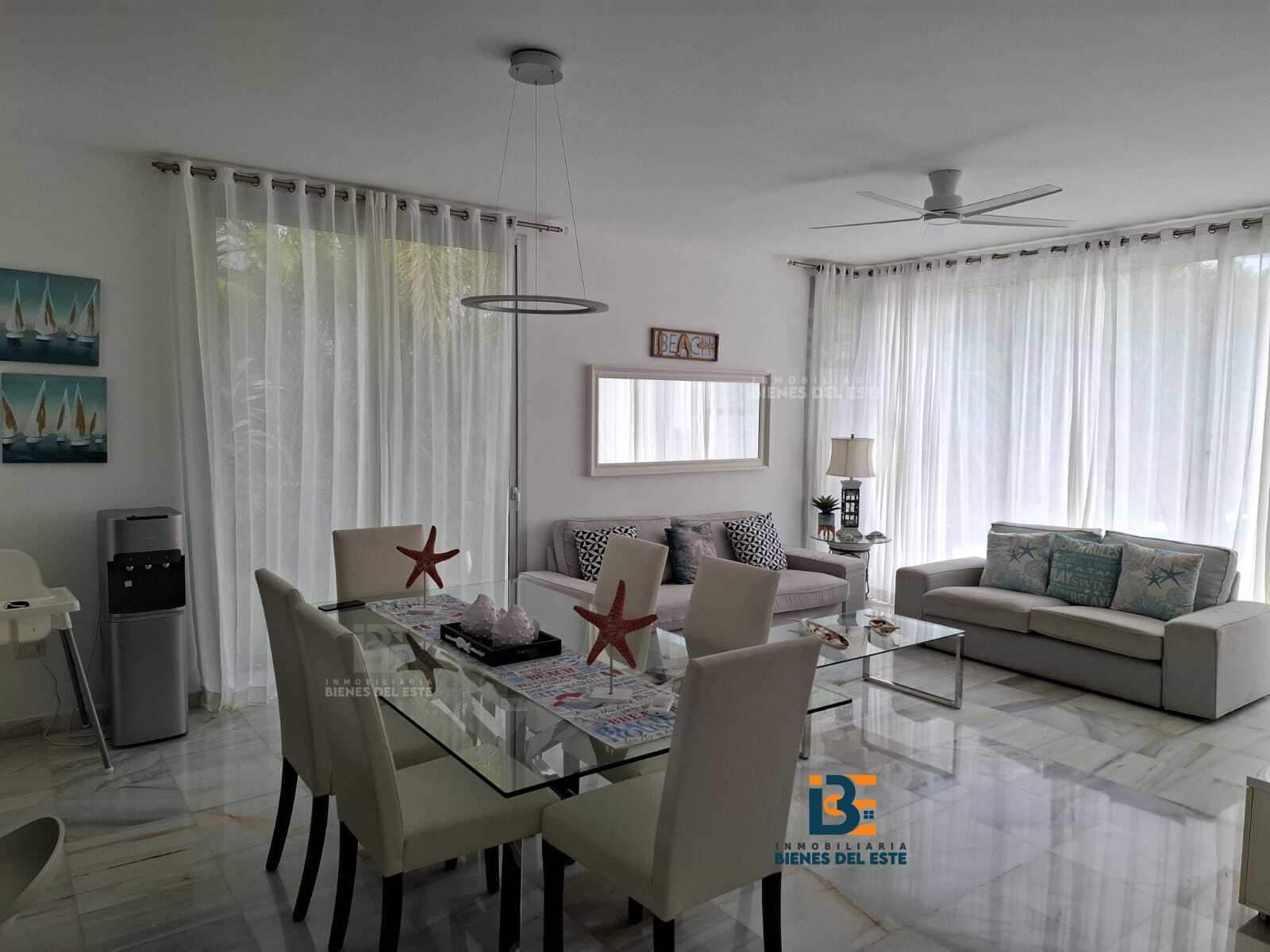 casas vacacionales y villas - VENDO Hermosa Villa en PLAYA NUEVA ROMANA 4
