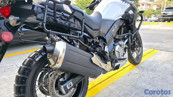 motores y pasolas - Suzuki V-Strom 650 2017  7