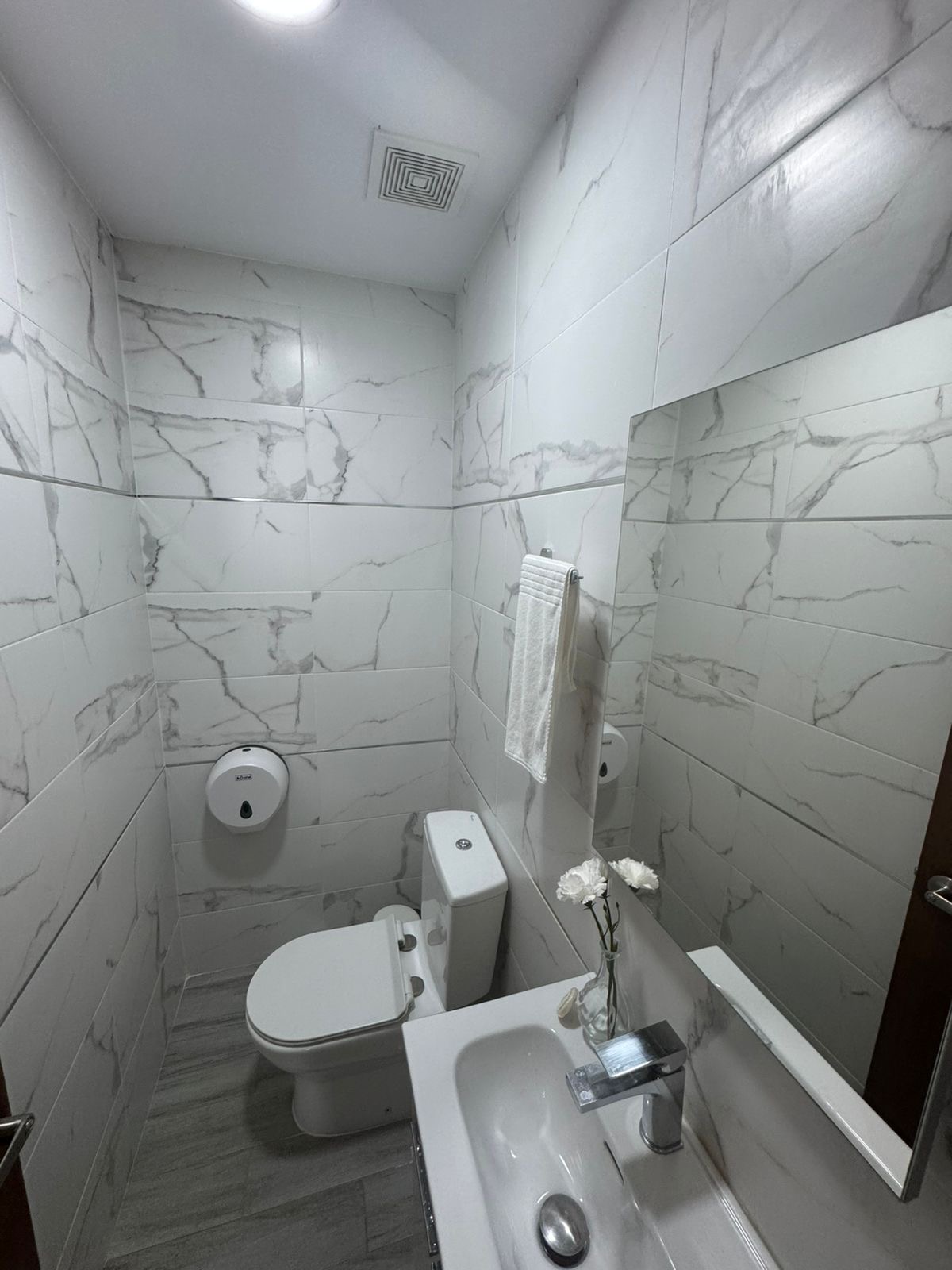 apartamentos - Alquiló amueblado el vergel dos hab 2.5 baños dos  2