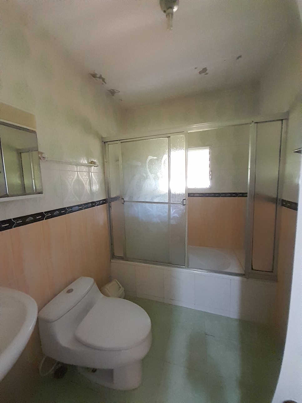 casas - Vendo casa en Villa Aura 7