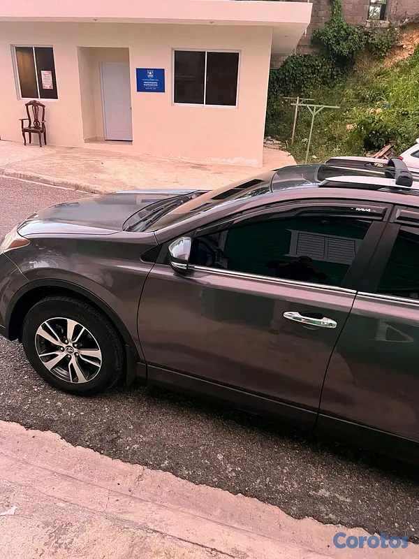 jeepetas y camionetas - Toyota rav4 2017 xle  15