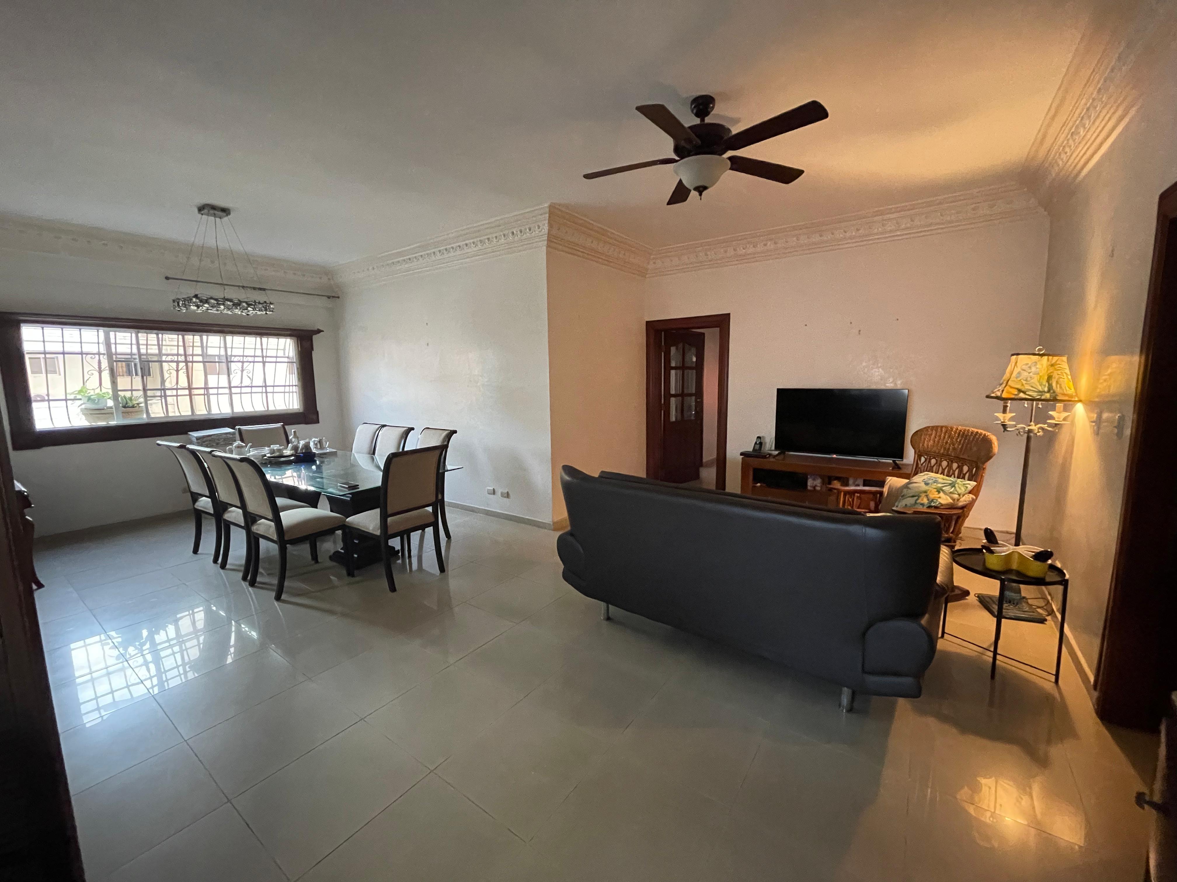 apartamentos - Apartamento en Evaristo Morales 3H, 3.5B, 2P 5
