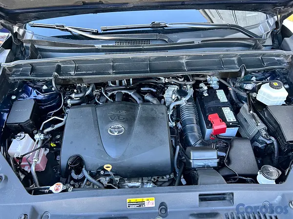 jeepetas y camionetas - Toyota highlander 2021 XLE  6