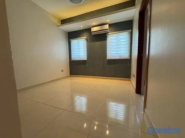 apartamentos - Apartamento en Alquiler Evaristo Morales  8