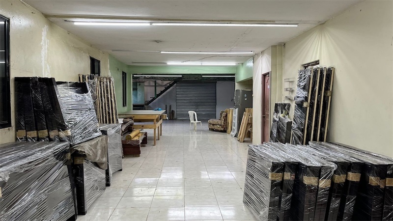 oficinas y locales comerciales - Nave céntrica en herrera 1
