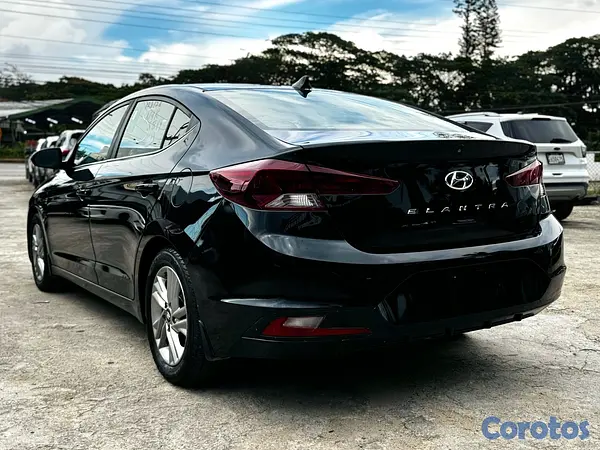 carros - Hyundai Elantra 2020  4