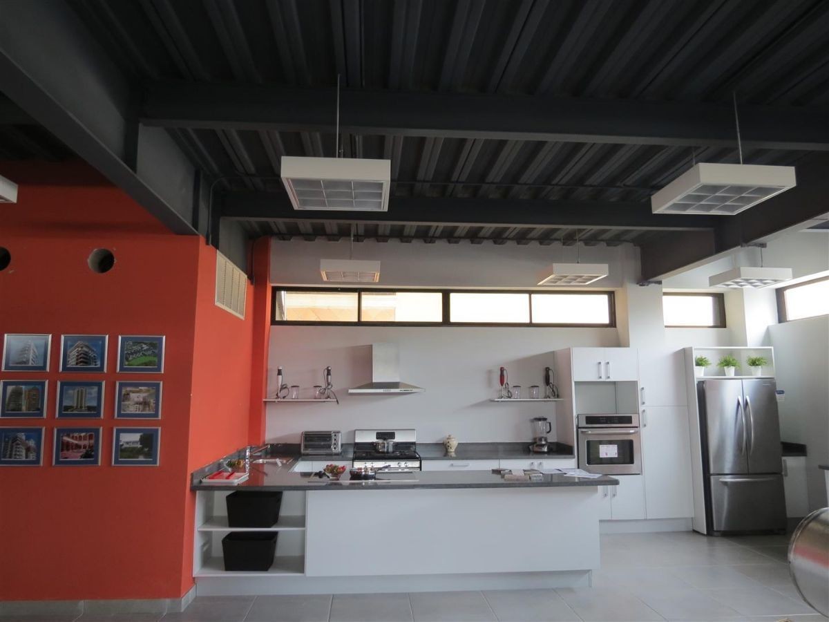oficinas y locales comerciales - 🔵Alquilo Local 3er piso para oficina en Paraiso
 1