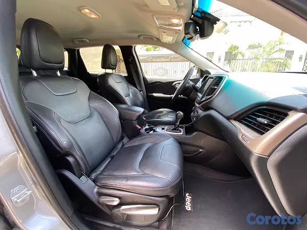 jeepetas y camionetas - JEEP CHEROKEE FULL 2016 4
