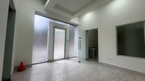 oficinas y locales comerciales - Local Comercial De Renta En Santiago De Los Caballeros 6