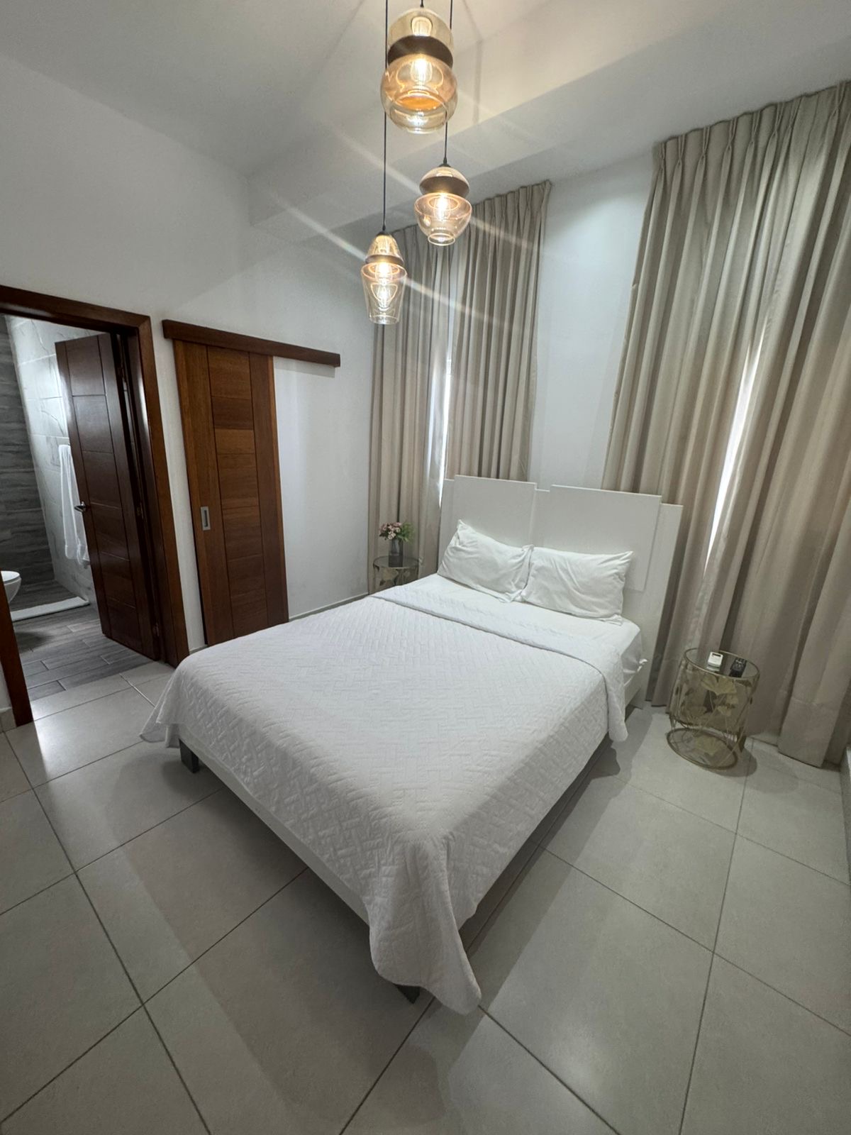 apartamentos - Alquiló amueblado el vergel dos hab 2.5 baños dos  3