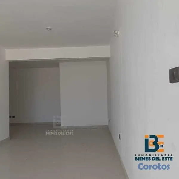 oficinas y locales comerciales - Se Renta Local Comercial en Barrio México, proximo 4