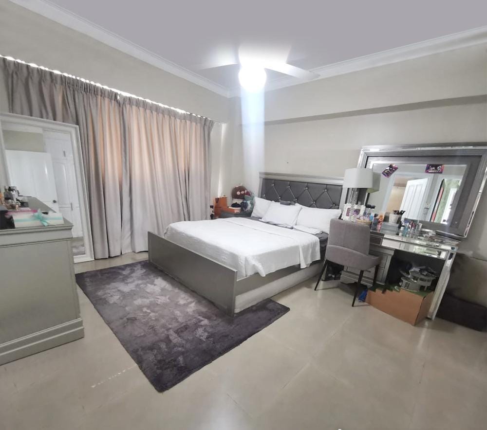 apartamentos - ALQUILO EN TORRE FAMILIAR APART. AMUEBLADO 3HAB. 6