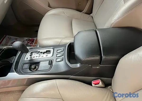 jeepetas y camionetas - este vehículo tiene financiamiento Diponible  14