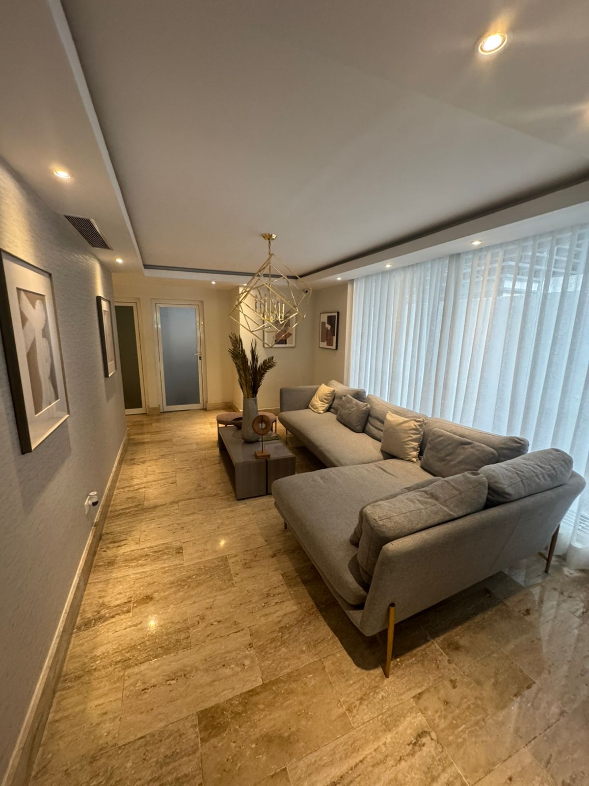 apartamentos - ALQUILO Piso 2 En Evaristo Morales Amueblado Full  1