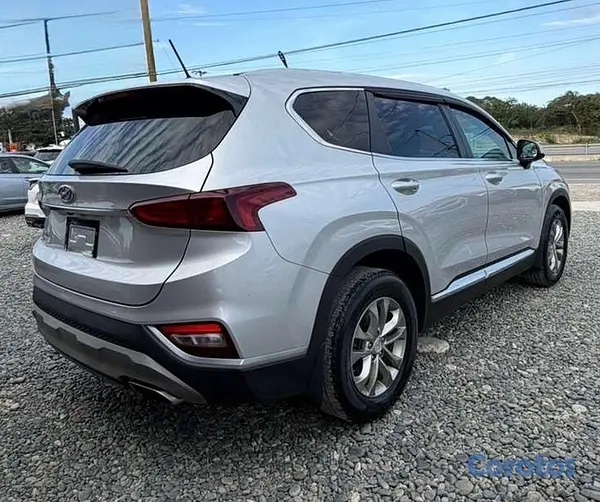 jeepetas y camionetas - Hyundai Santa Fe SE 2020 – Versión Americana
 5
