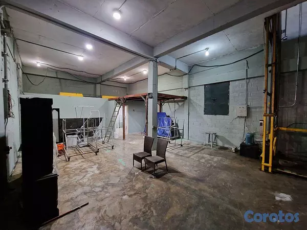 otros inmuebles - En Venta y Alquiler Nave Industrial en San Carlos 7