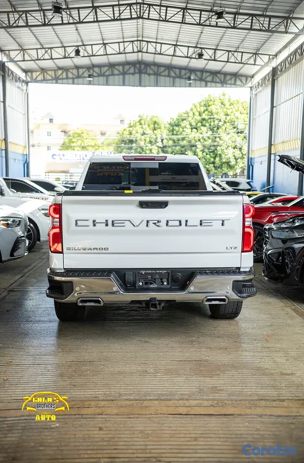 jeepetas y camionetas - Chevrolet Silverado LTZ Z71 4x4 Duramax 2023 Clean Carfax  5