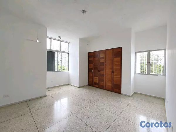 apartamentos - Apartamento en Alquiler en Mirador Sur, frente al Parque 2